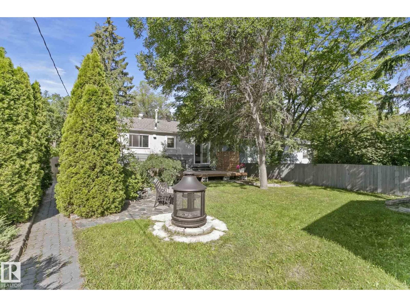 9203 76 St Nw, Edmonton, Alberta  T6C 2K4 - Photo 32 - E4486313