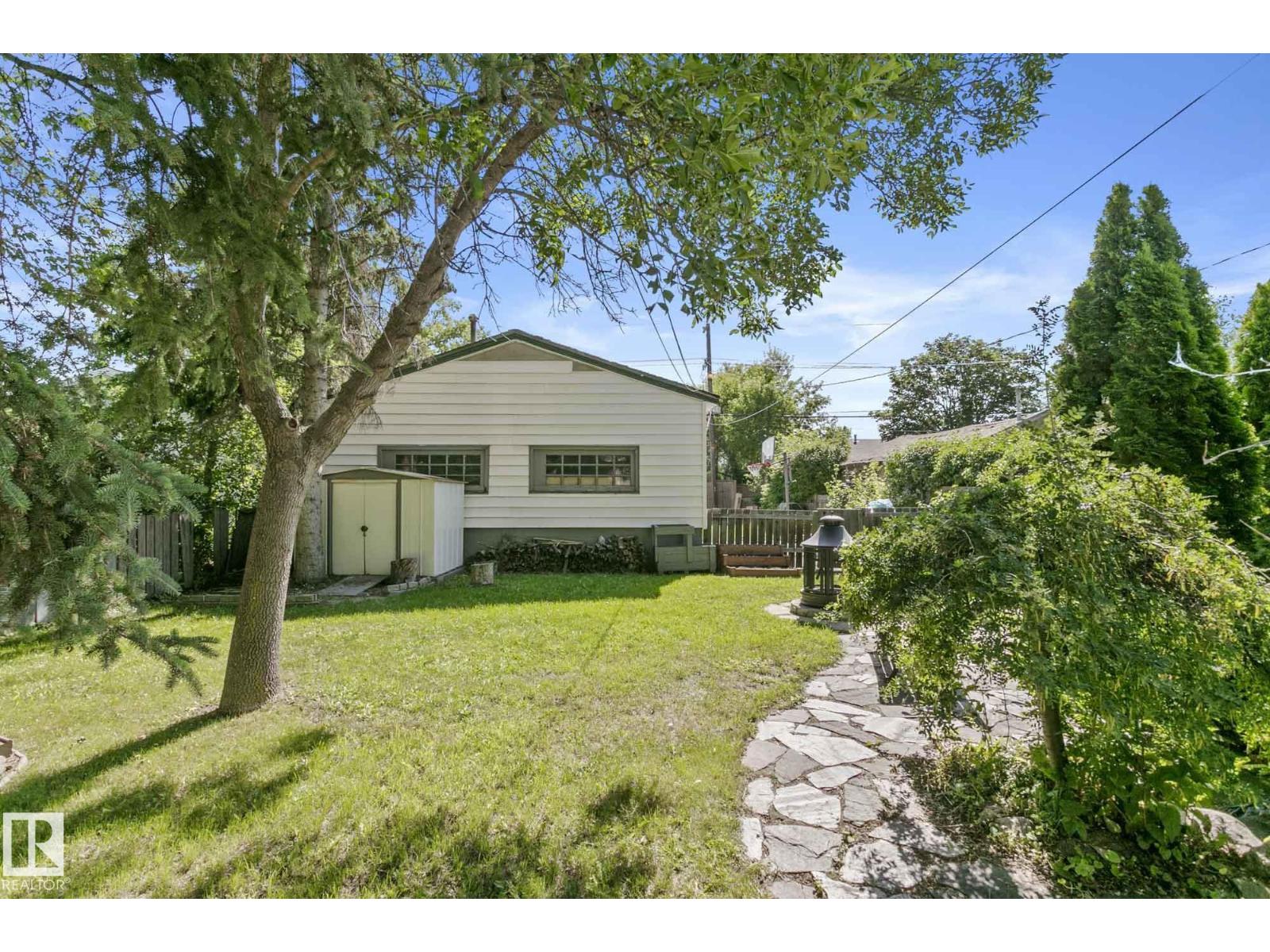 9203 76 St Nw, Edmonton, Alberta  T6C 2K4 - Photo 33 - E4486313