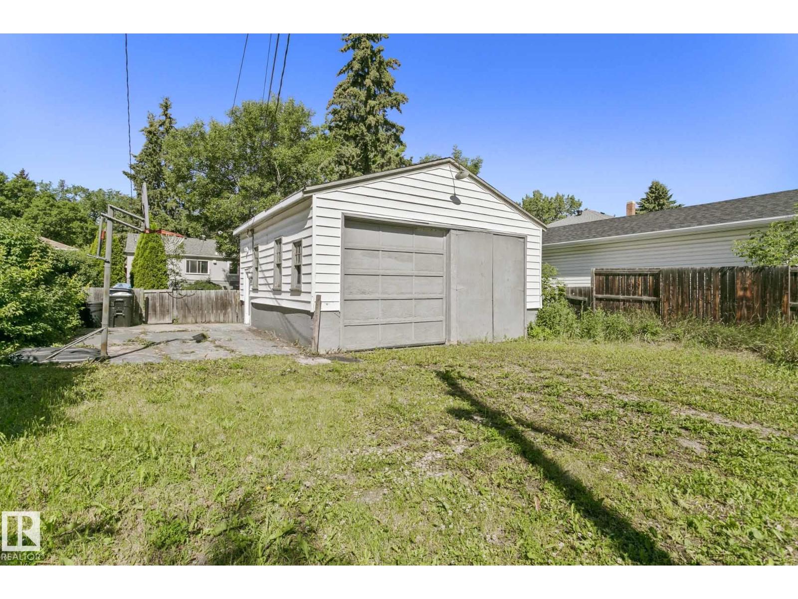 9203 76 St Nw, Edmonton, Alberta  T6C 2K4 - Photo 37 - E4486313