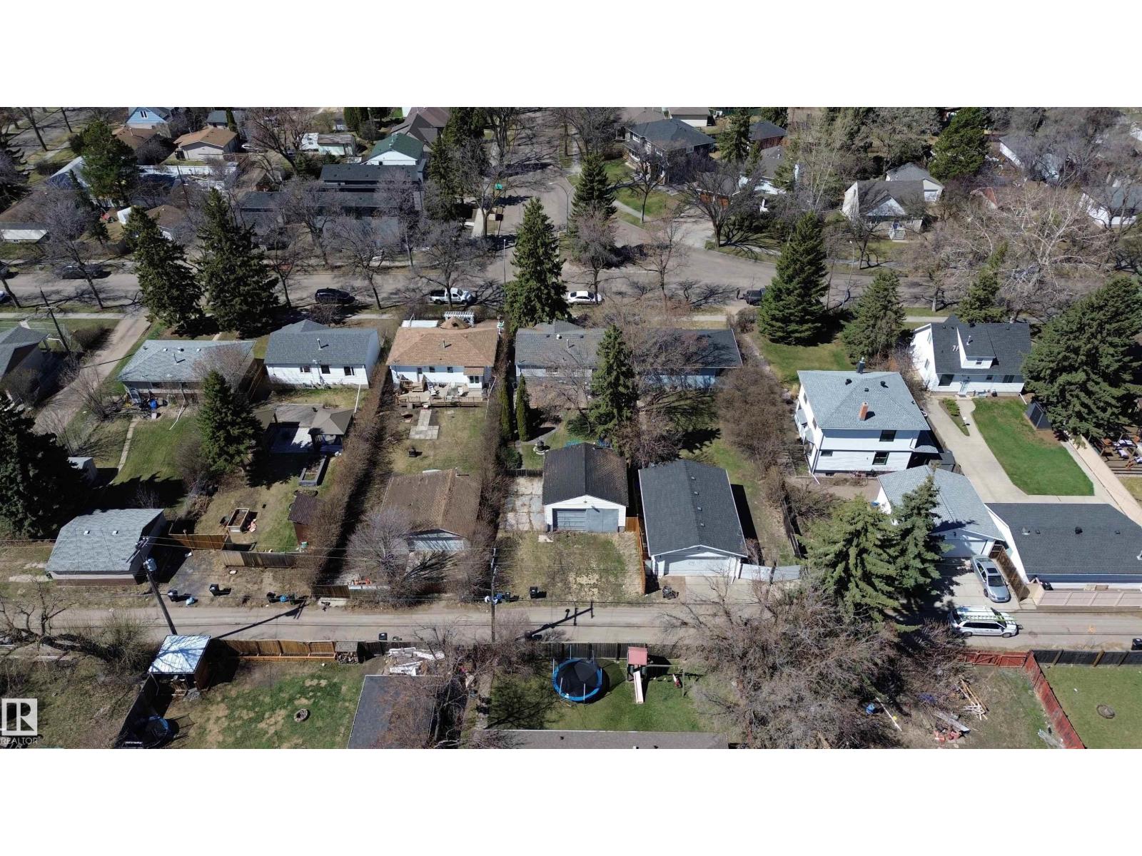 9203 76 St Nw, Edmonton, Alberta  T6C 2K4 - Photo 39 - E4486313