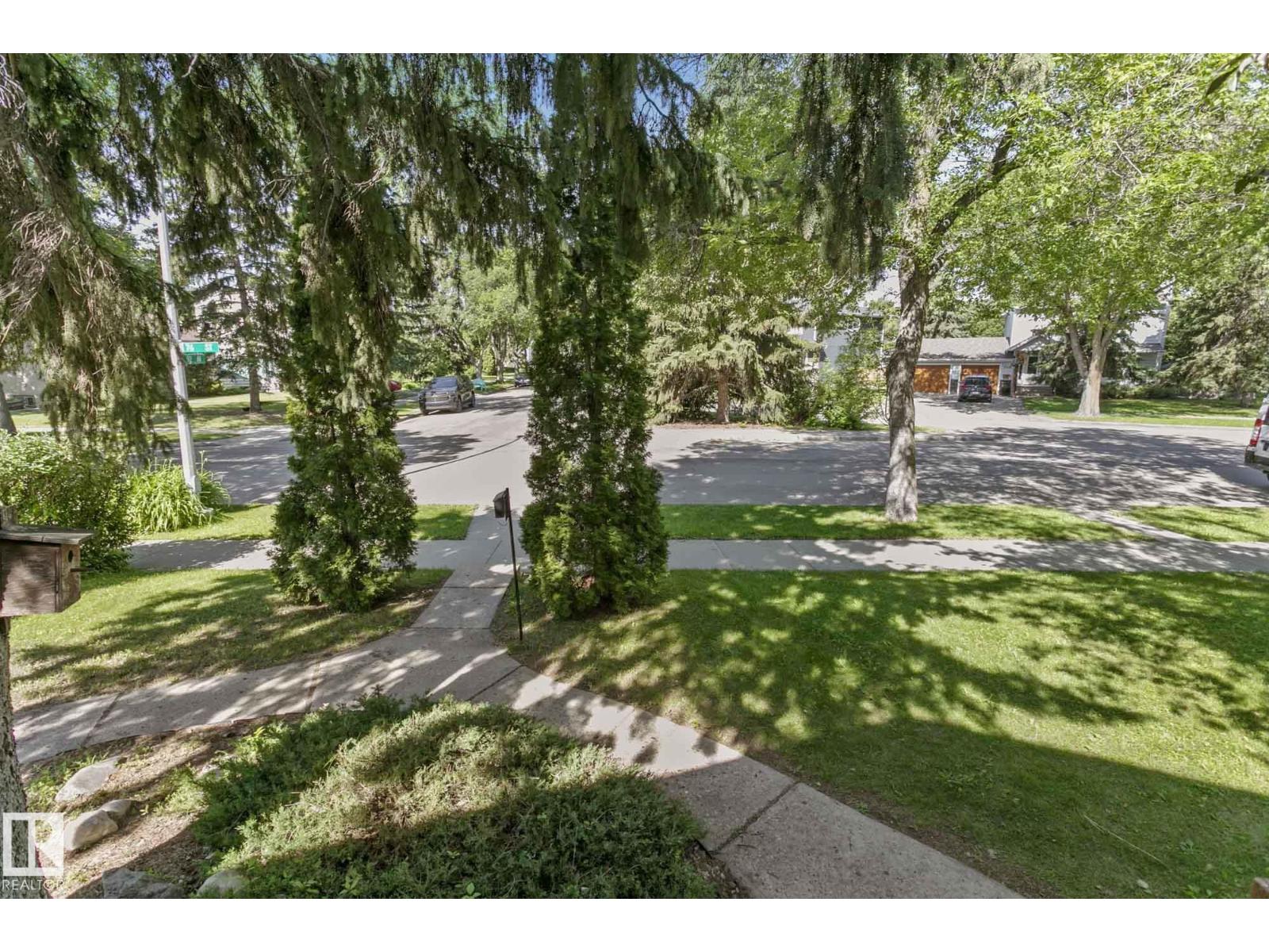 9203 76 St Nw, Edmonton, Alberta  T6C 2K4 - Photo 6 - E4486313