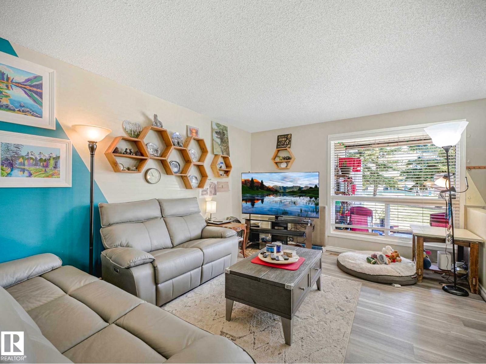 1102 Saddleback Rd Nw, Edmonton, Alberta  T6J 4Z4 - Photo 13 - E4486314