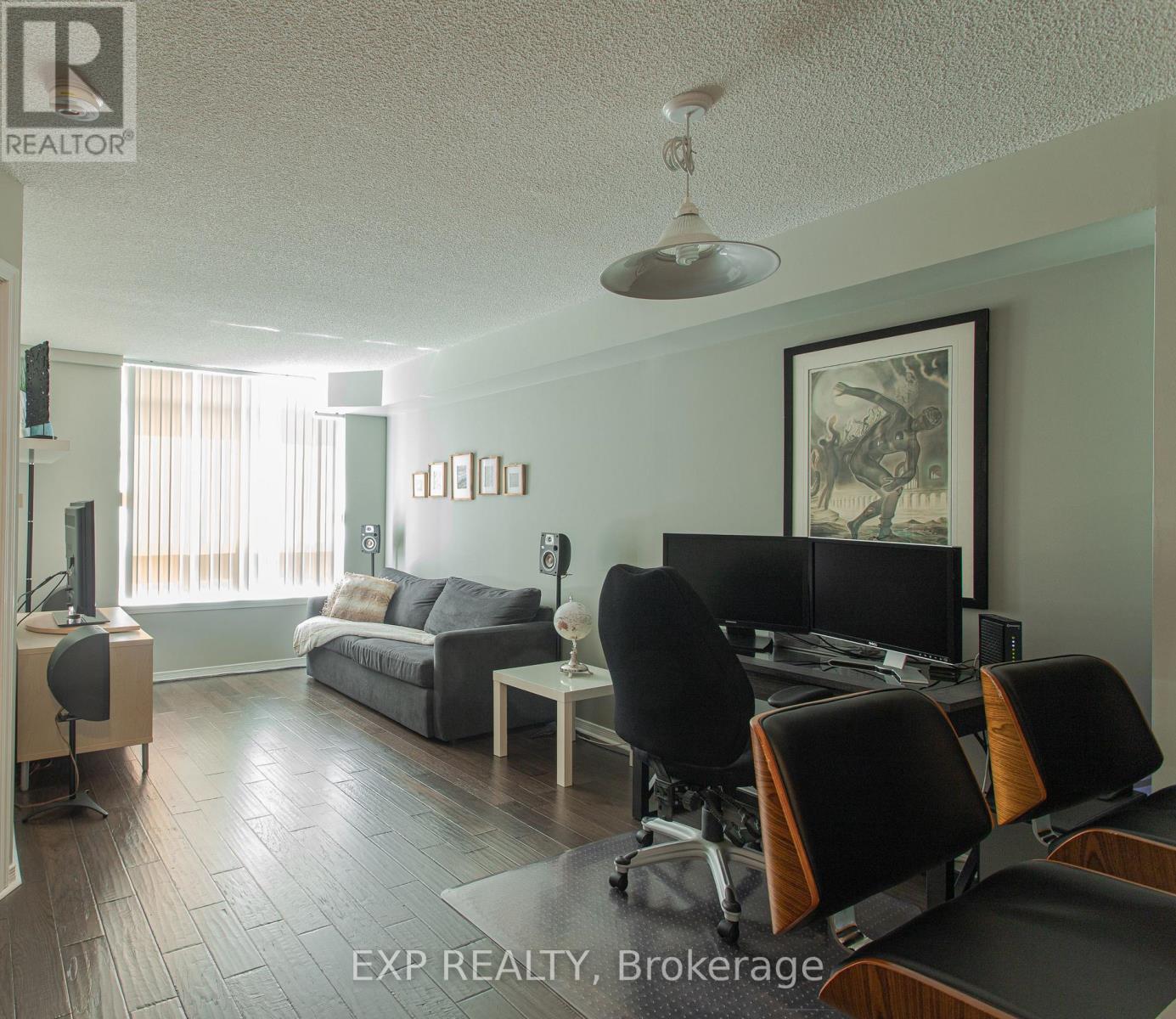 2717 - 8 HILLCREST AVENUE, Toronto, Ontario