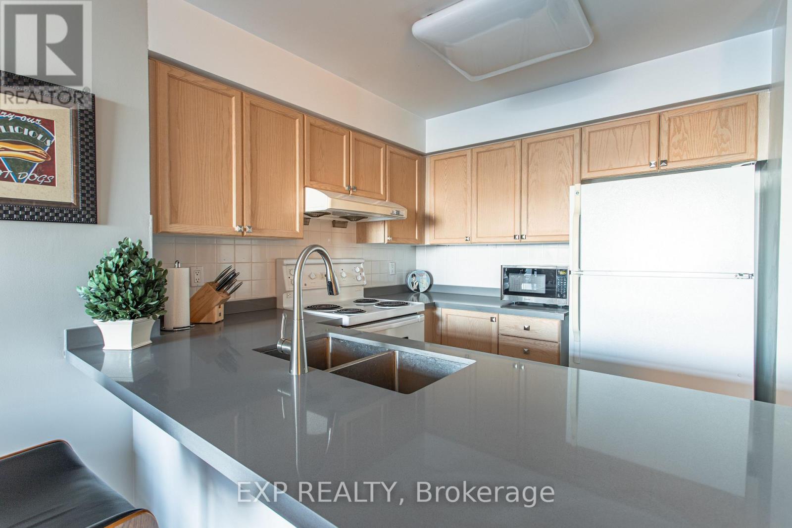 2717 - 8 Hillcrest Avenue, Toronto, Ontario  M2N 6Y6 - Photo 5 - C13097968