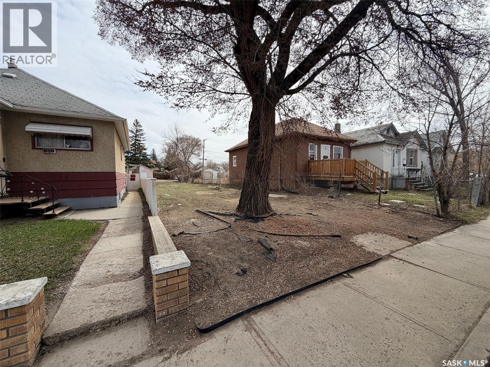 1657 Toronto Street, Regina, Saskatchewan  S4P 1M3 - Photo 4 - SK034980