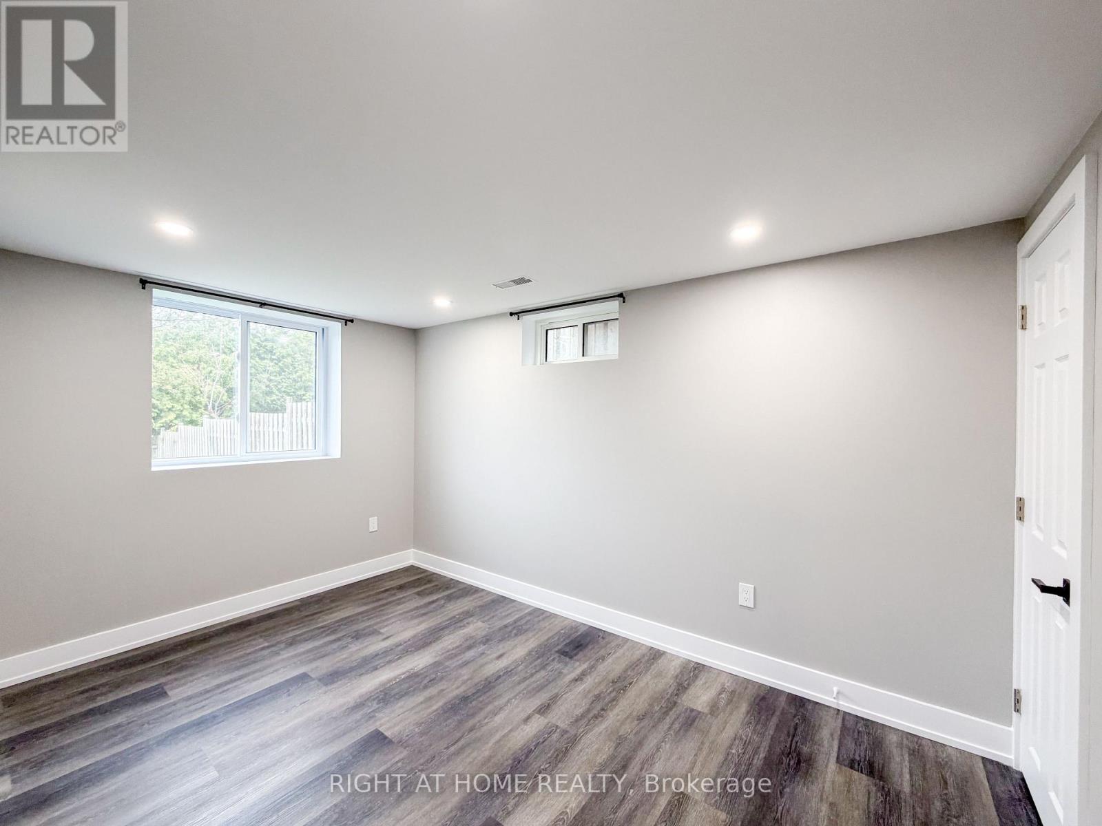 Lower - 298 Dover Street, Oshawa, Ontario  L1G 6G6 - Photo 11 - E13097868