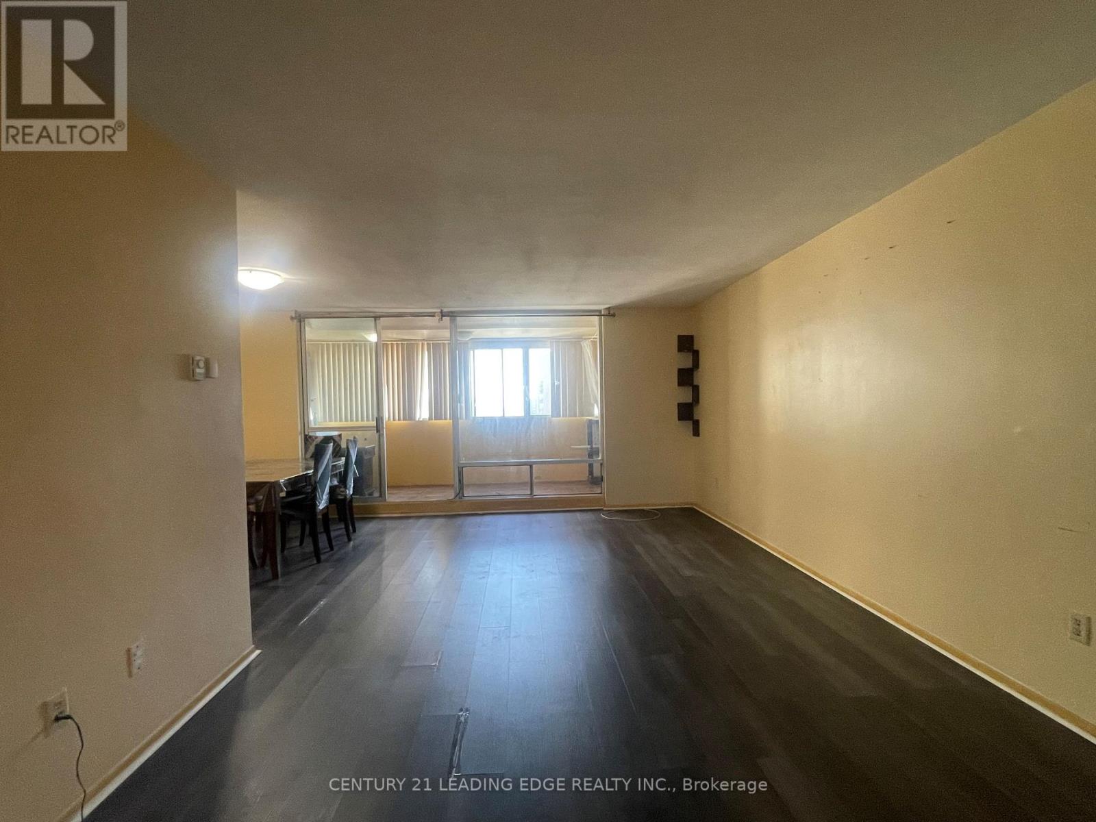 2411 - 5 Massey Square, Toronto, Ontario  M4C 5L6 - Photo 6 - E13097890