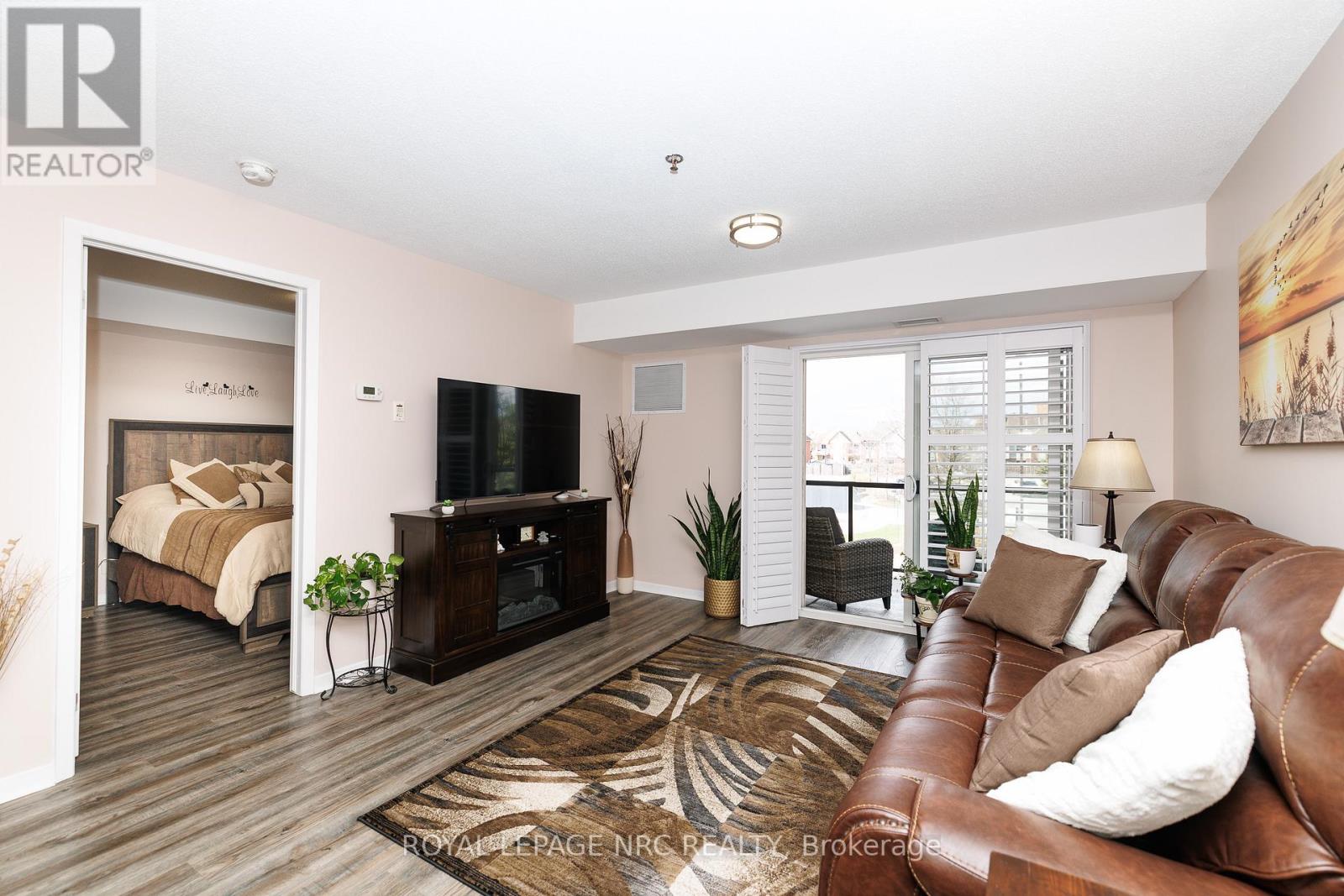 1209 - 330 Prince Charles Drive S, Welland, Ontario  L3C 7B3 - Photo 19 - X13003478