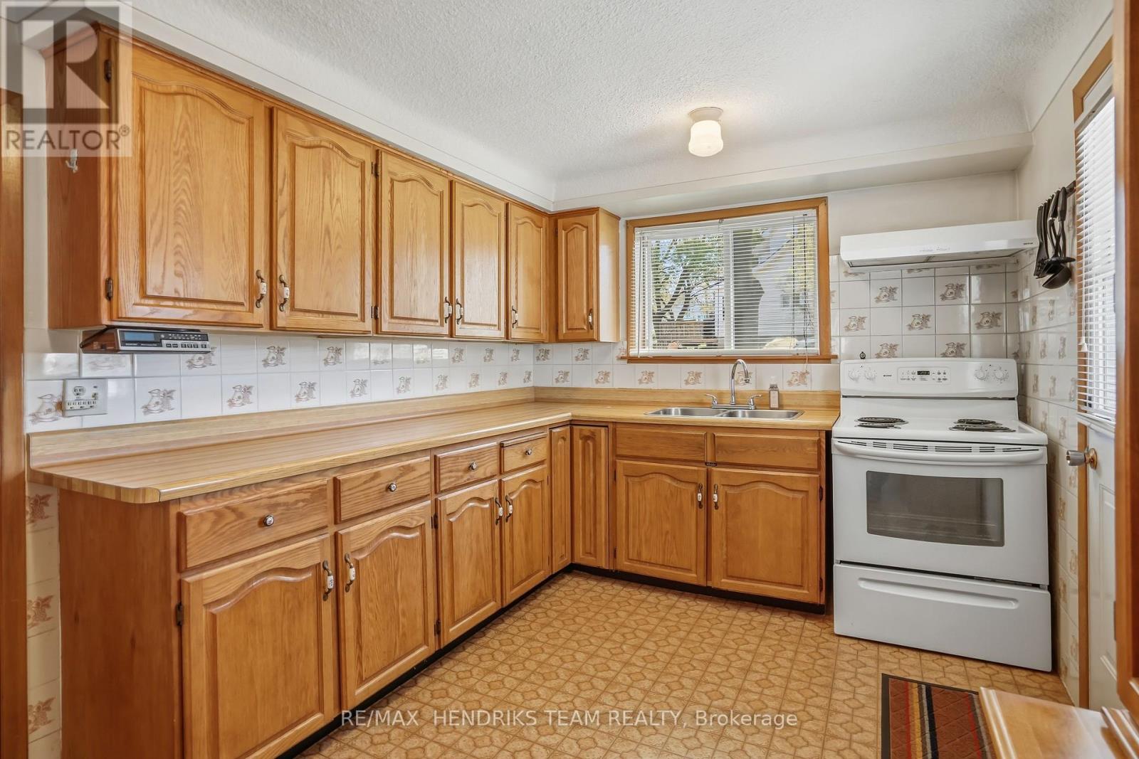 4369 Lincoln Avenue, Lincoln, Ontario  L3J 1S1 - Photo 13 - X13085482