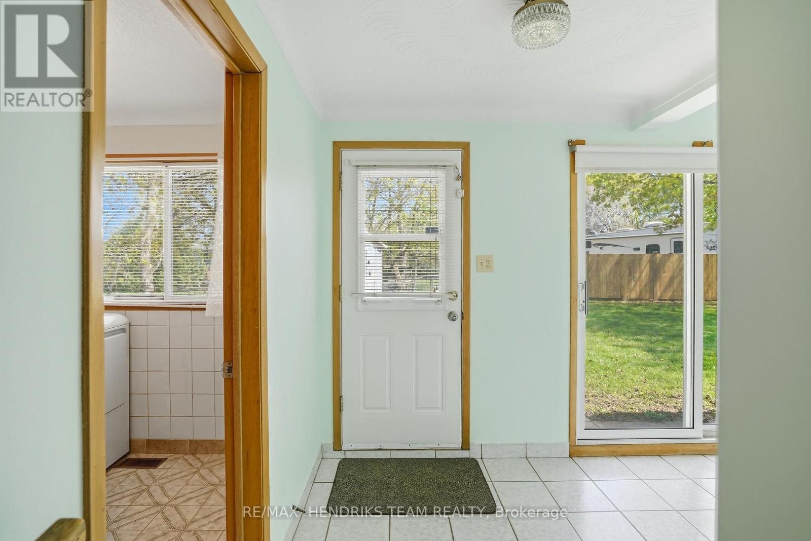 4369 Lincoln Avenue, Lincoln, Ontario  L3J 1S1 - Photo 18 - X13085482