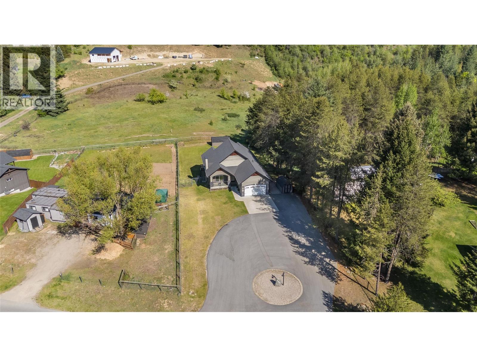 892 Waterloo Road, Castlegar, British Columbia  V1N 4K8 - Photo 59 - 10386374