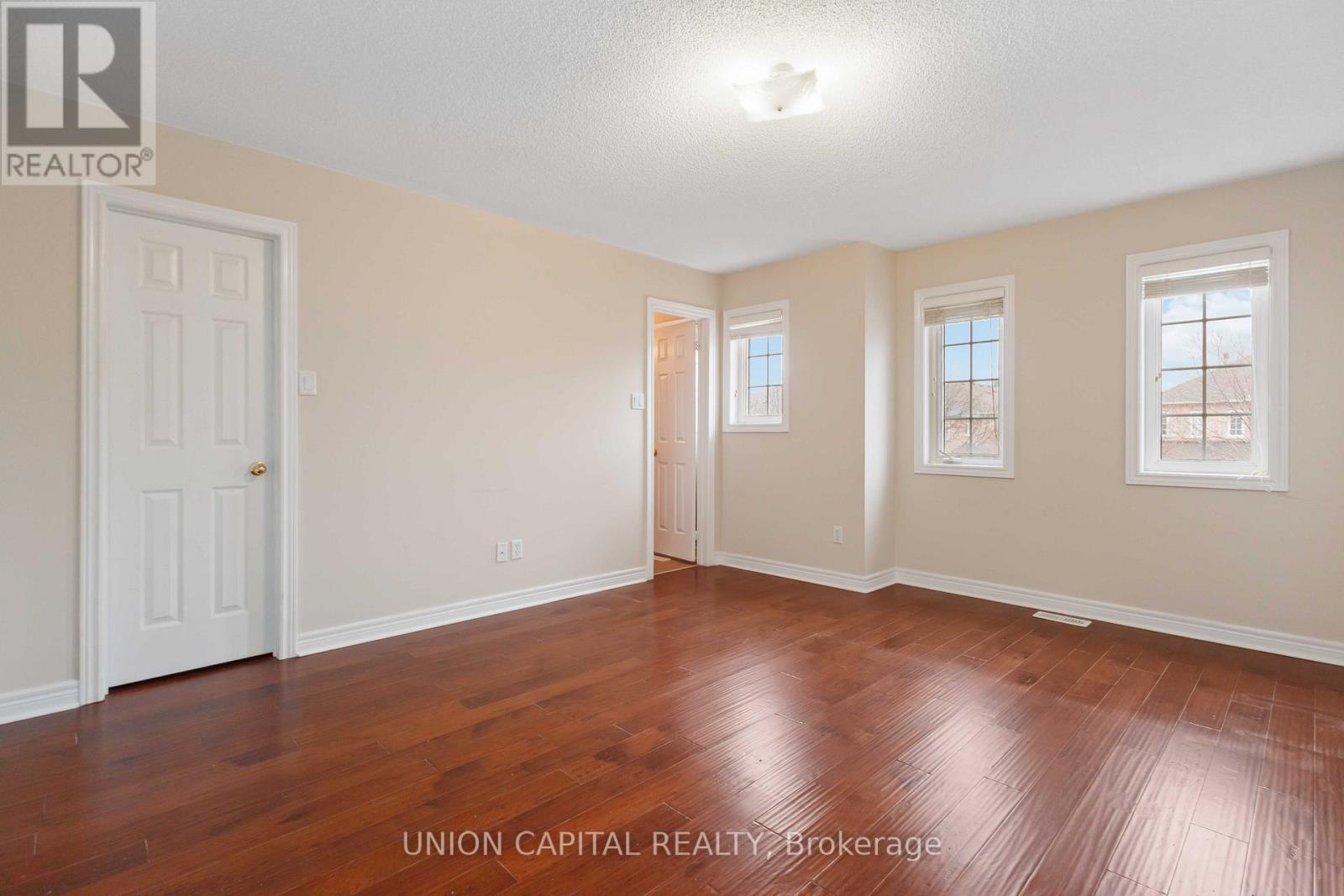 25 Maple Ridge Crescent, Markham, Ontario  L6E 1V3 - Photo 15 - N13097912