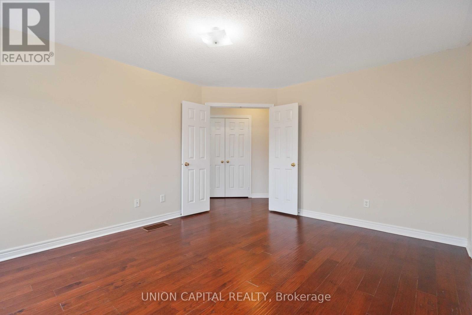 25 Maple Ridge Crescent, Markham, Ontario  L6E 1V3 - Photo 16 - N13097912