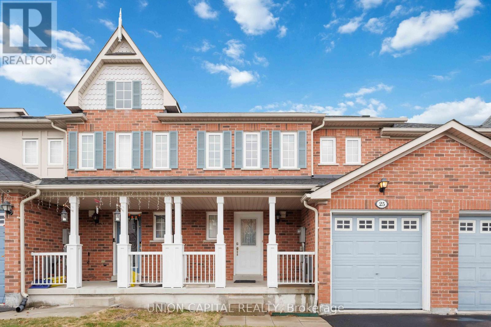 25 Maple Ridge Crescent, Markham, Ontario  L6E 1V3 - Photo 2 - N13097912