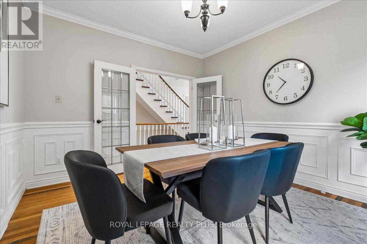 34 Theobalds Circle, Richmond Hill, Ontario  L4C 9C6 - Photo 10 - N13097954