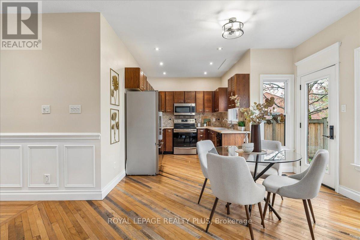 34 Theobalds Circle, Richmond Hill, Ontario  L4C 9C6 - Photo 16 - N13097954