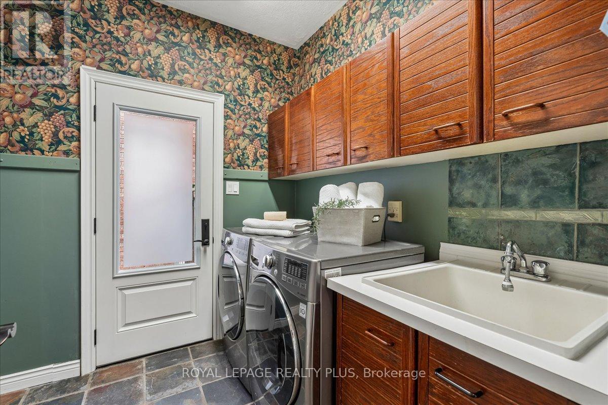 34 Theobalds Circle, Richmond Hill, Ontario  L4C 9C6 - Photo 22 - N13097954