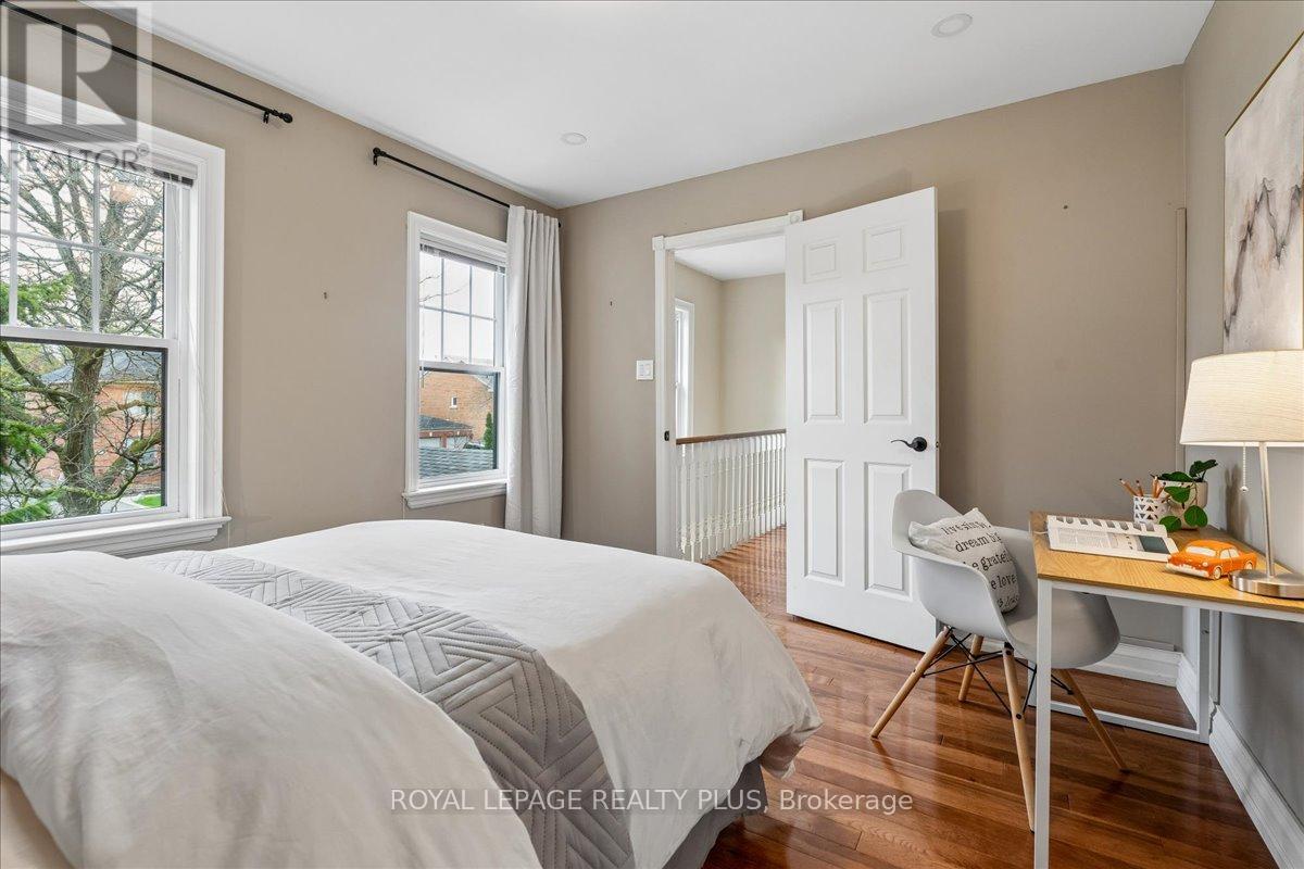 34 Theobalds Circle, Richmond Hill, Ontario  L4C 9C6 - Photo 32 - N13097954