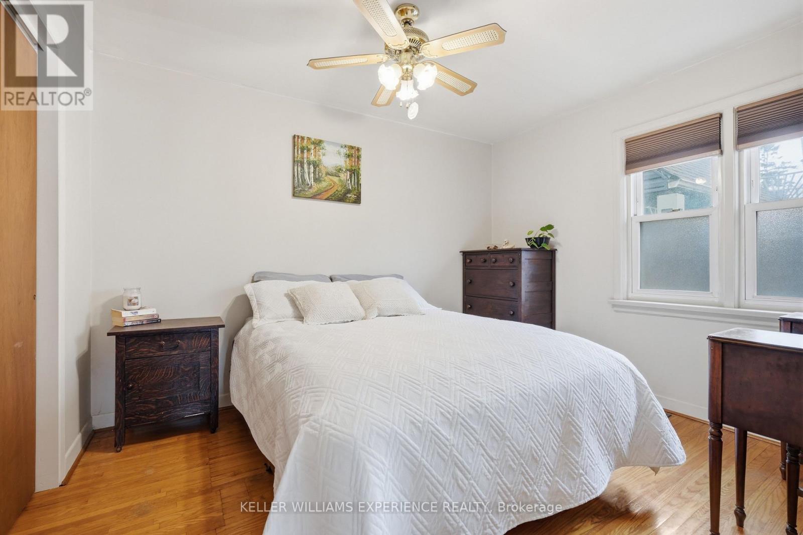 98 Donald Street, Barrie, Ontario  L4N 1E3 - Photo 10 - S13097834