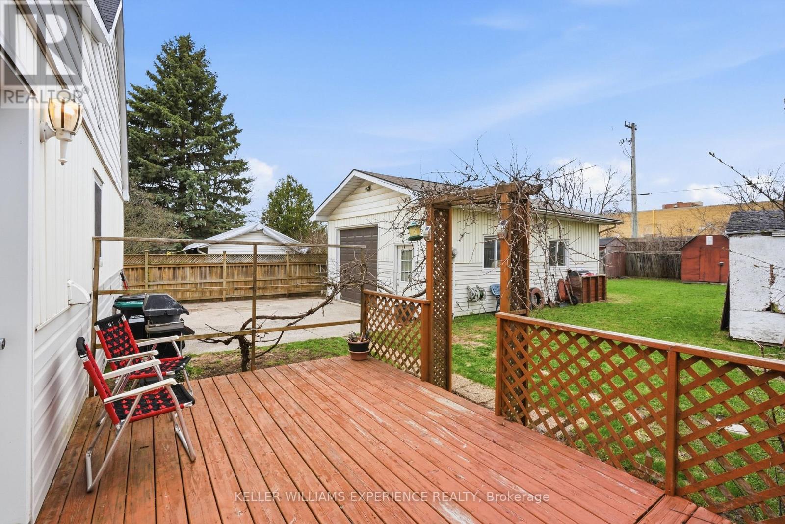 98 Donald Street, Barrie, Ontario  L4N 1E3 - Photo 32 - S13097834
