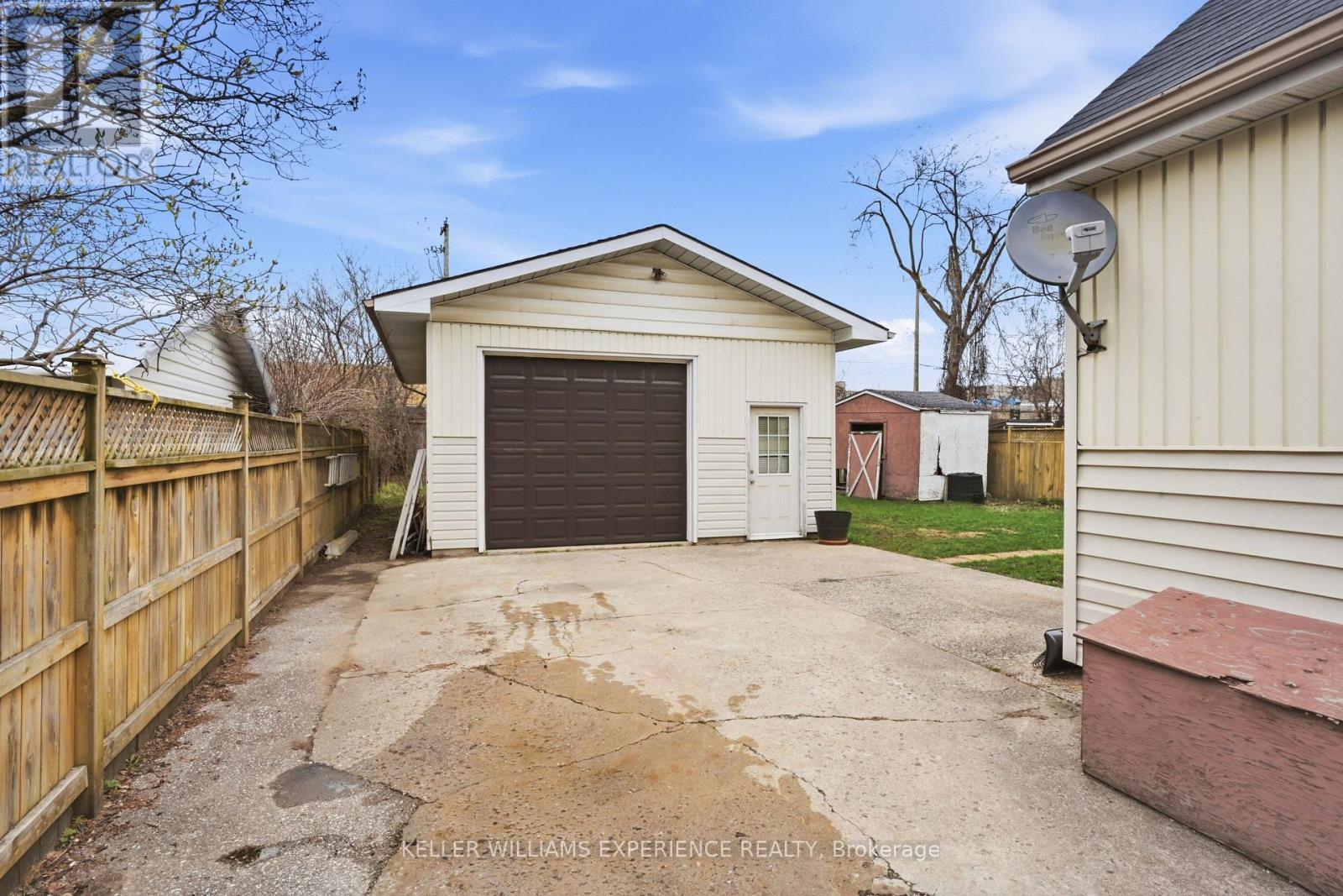 98 Donald Street, Barrie, Ontario  L4N 1E3 - Photo 33 - S13097834