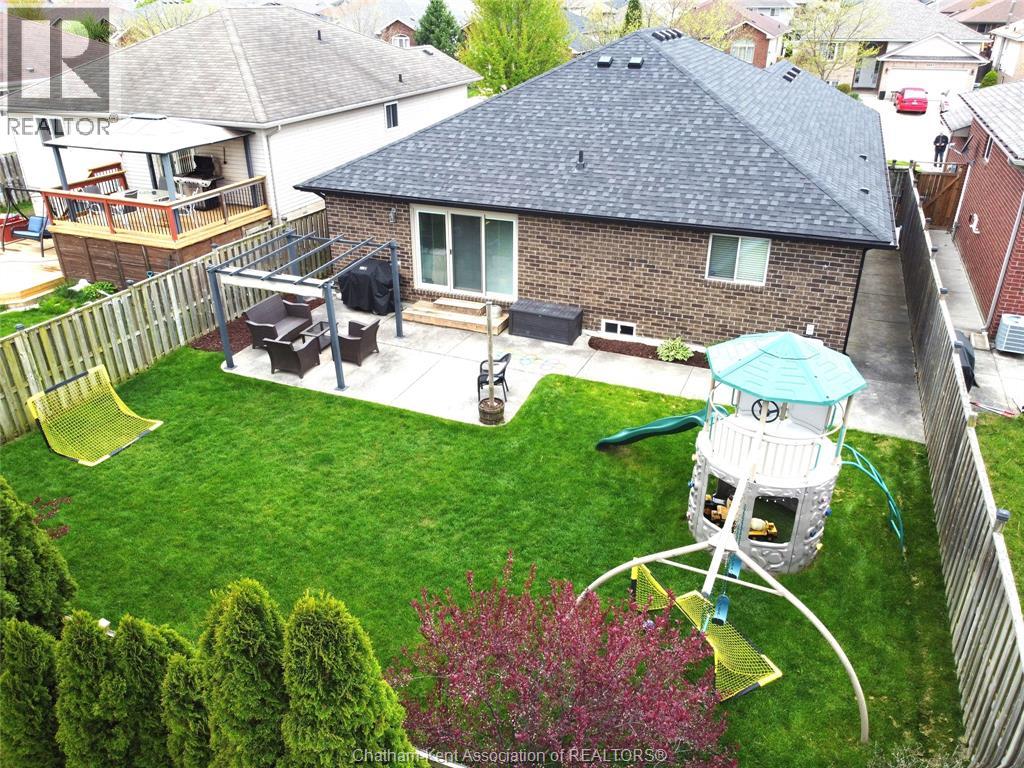 1048 Clover Avenue, Windsor, Ontario  N8P 1V8 - Photo 4 - 26009799