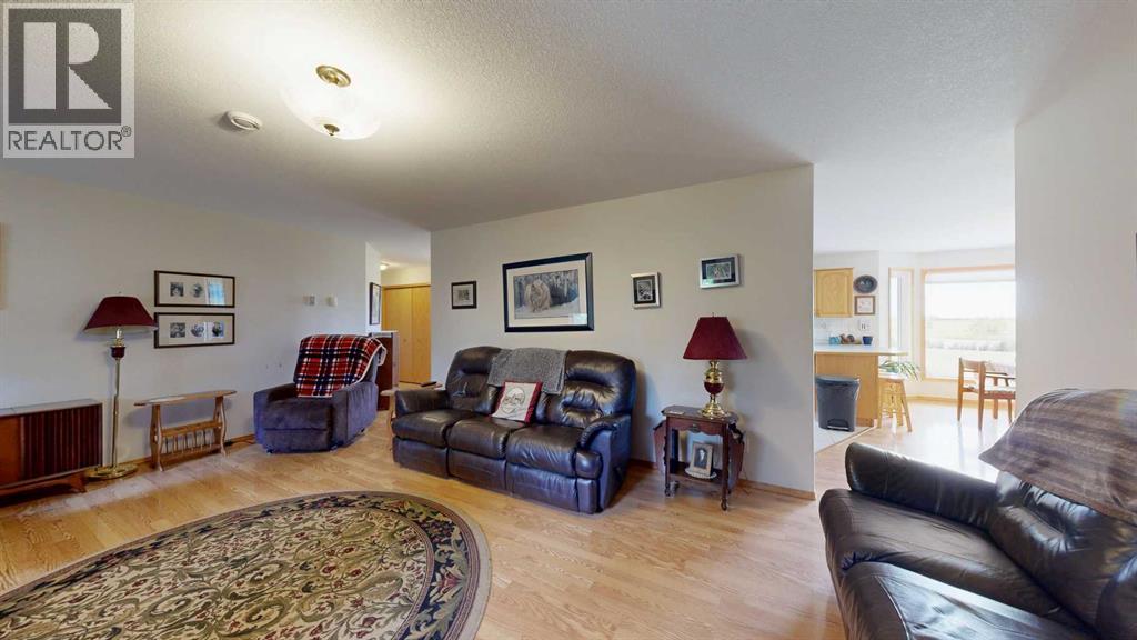18320 Twp 39-0, Botha, Alberta  T0C 2L0 - Photo 21 - A2236905