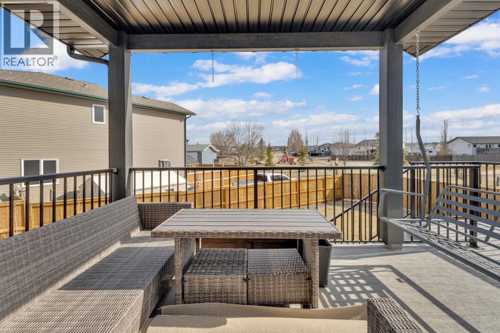 8 Holbrook Place, Sylvan Lake, Alberta  T4S 2P2 - Photo 36 - A2303787