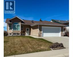 915 Highland Green Drive NW, High River, Alberta