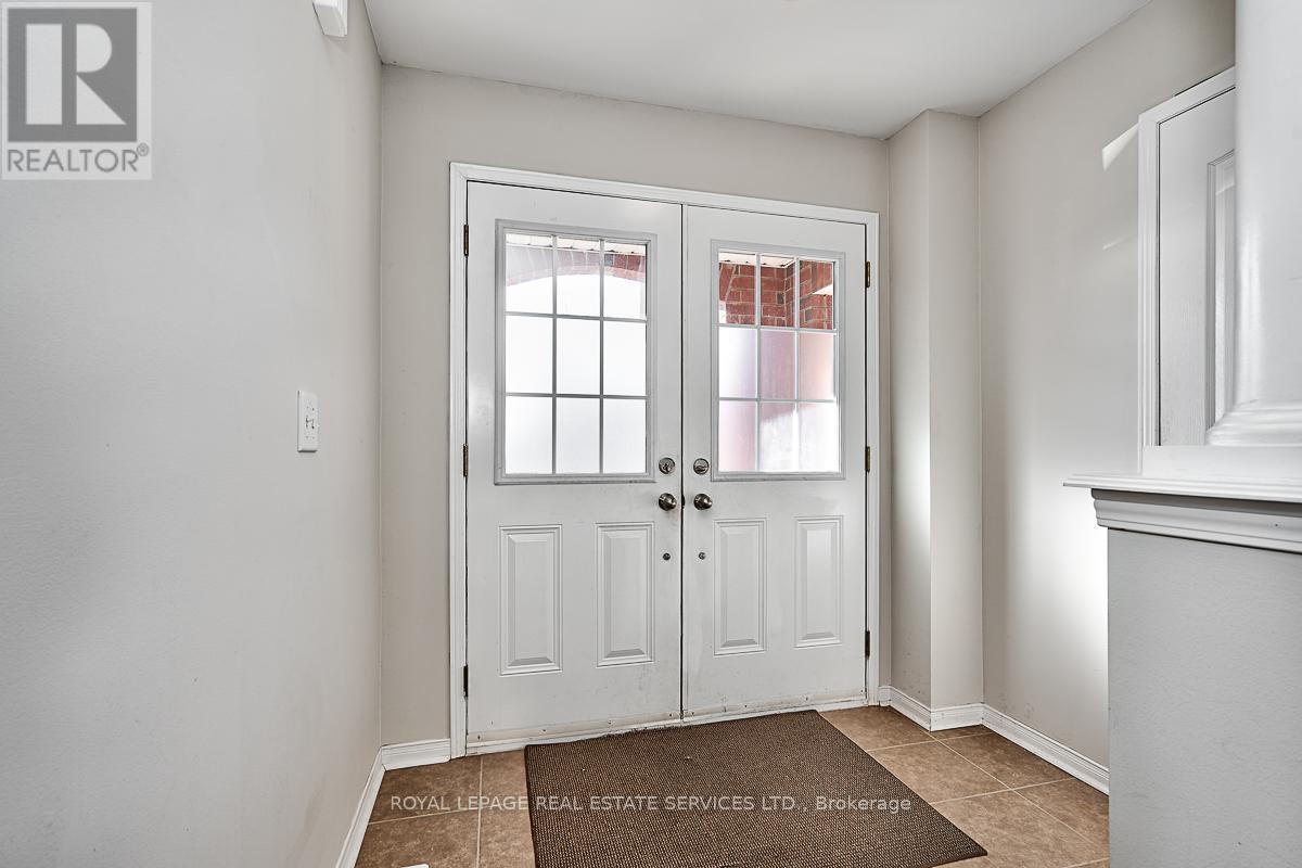 3221 Sharp Road, Burlington, Ontario  L7M 0H7 - Photo 3 - W13097802