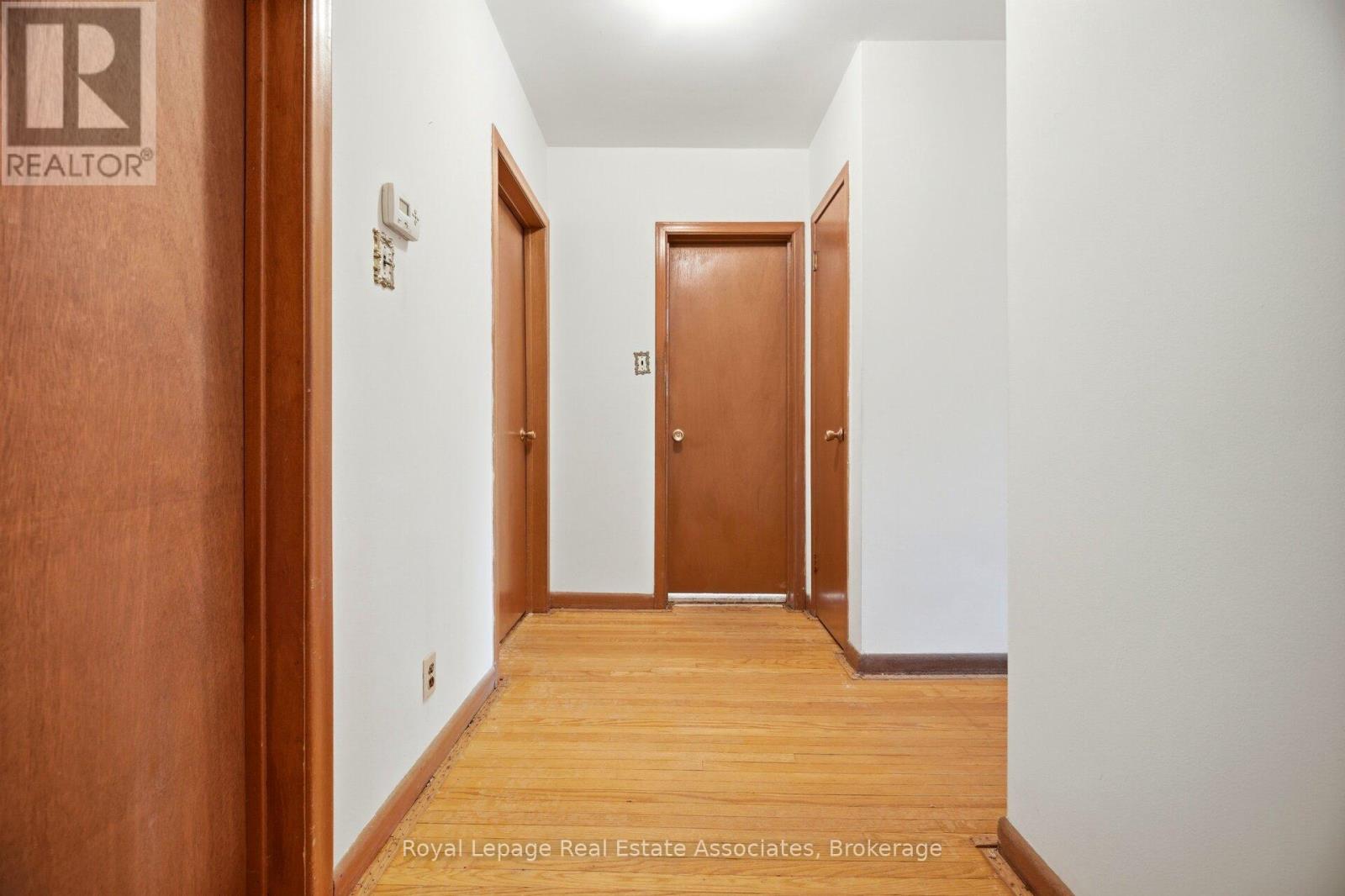 193 Kingsview Boulevard, Toronto, Ontario  M9R 1V7 - Photo 21 - W13097872