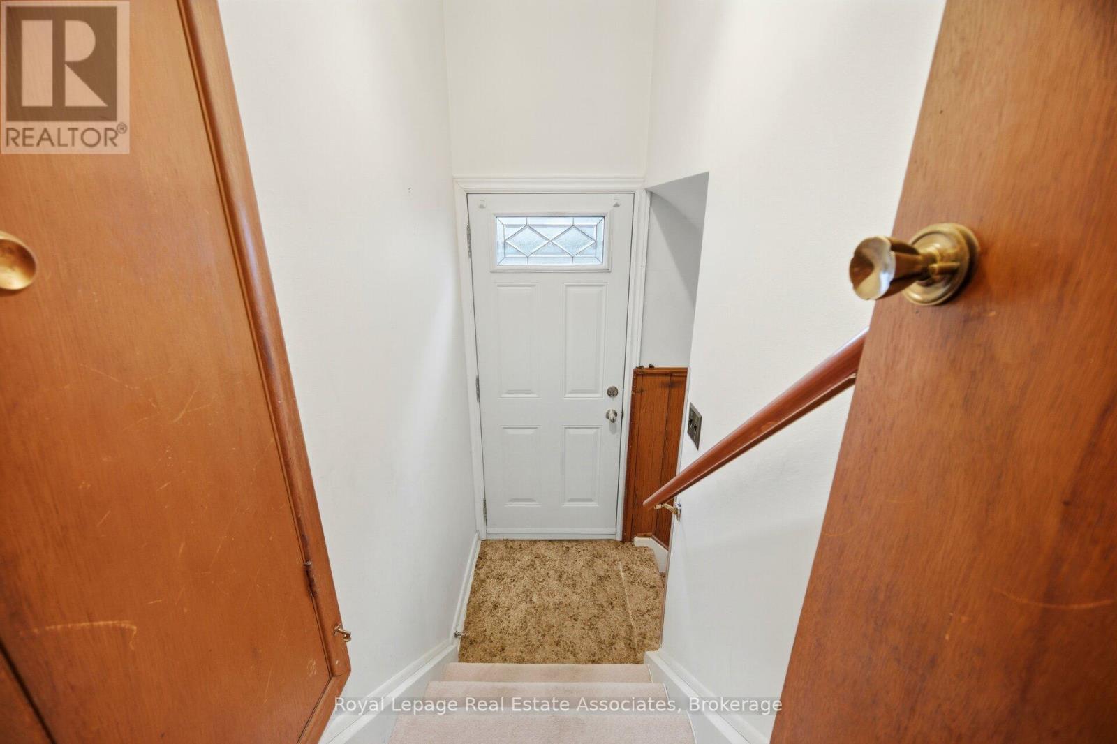 193 Kingsview Boulevard, Toronto, Ontario  M9R 1V7 - Photo 34 - W13097872