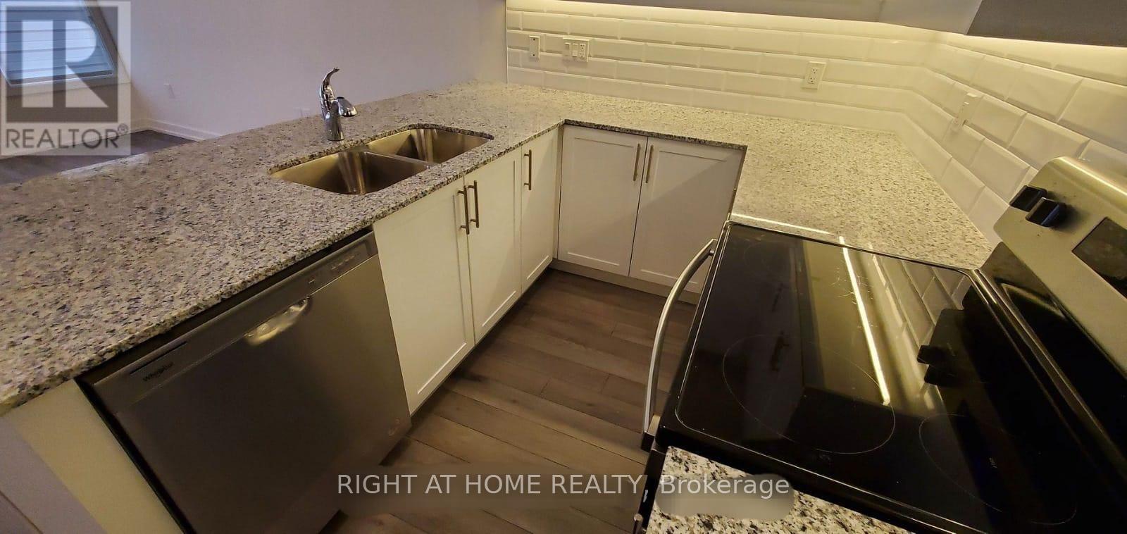 1554 Moonseed Place, Milton, Ontario  L9E 1V4 - Photo 3 - W13097946