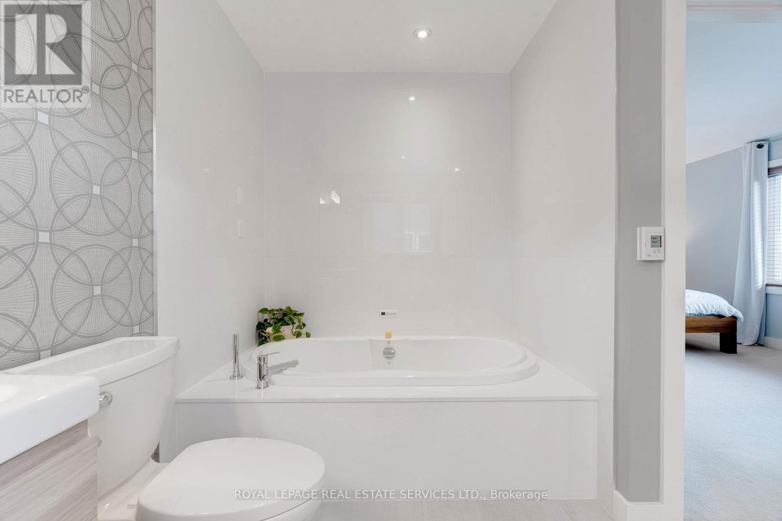 134 Westchester Road, Oakville, Ontario  L6H 6H9 - Photo 27 - W13097998