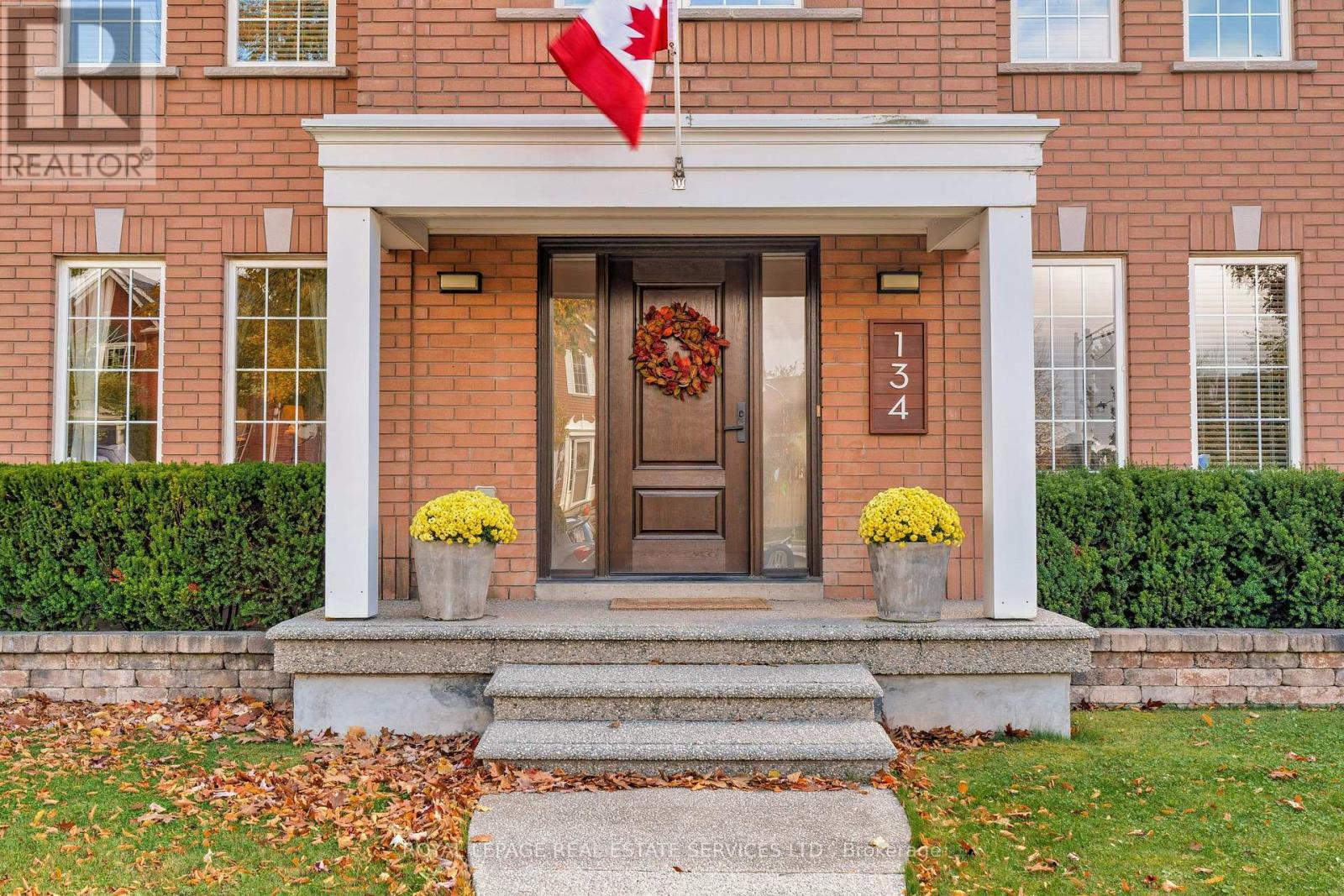 134 Westchester Road, Oakville, Ontario  L6H 6H9 - Photo 3 - W13097998