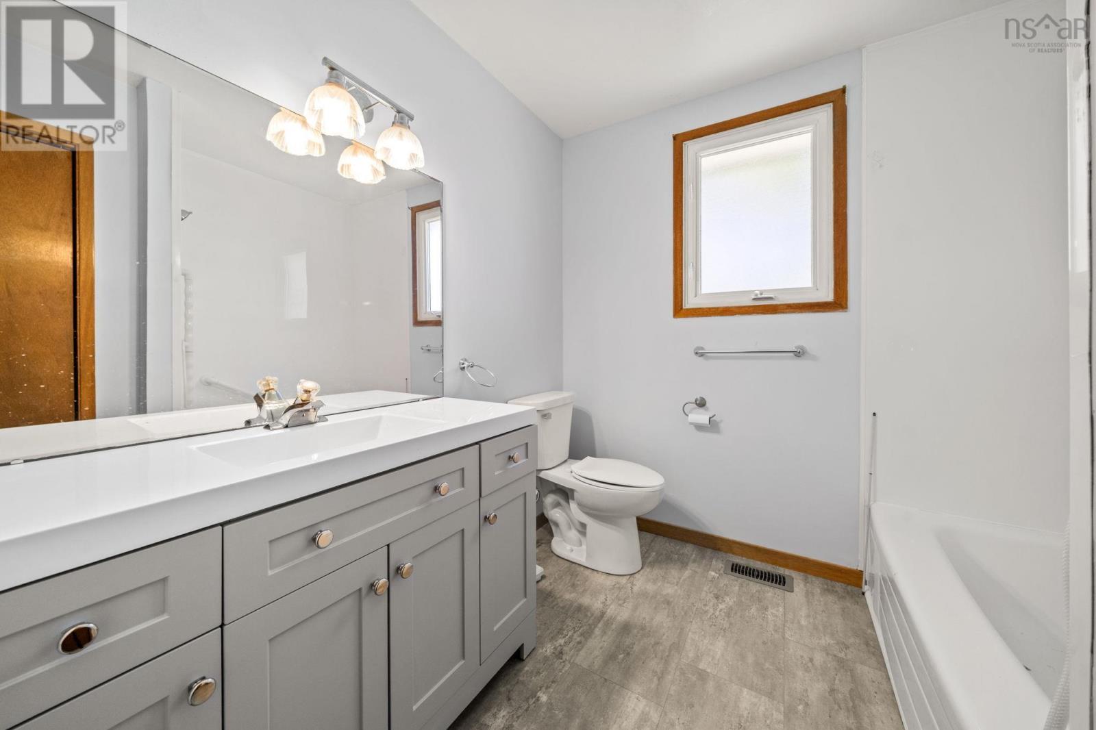 15 Skyvue Terrace, Dartmouth, Nova Scotia  B2W 3Z2 - Photo 40 - 202609999