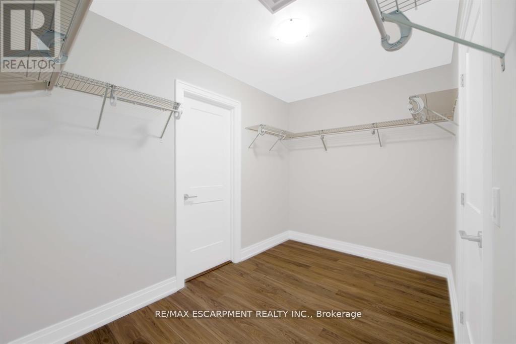 46 Kenesky Drive, Hamilton, Ontario  L8B 1Y2 - Photo 12 - X13097938