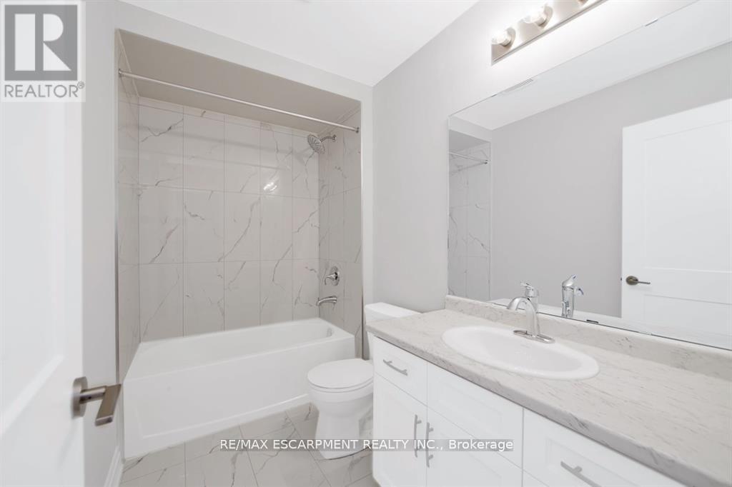 46 Kenesky Drive, Hamilton, Ontario  L8B 1Y2 - Photo 18 - X13097938