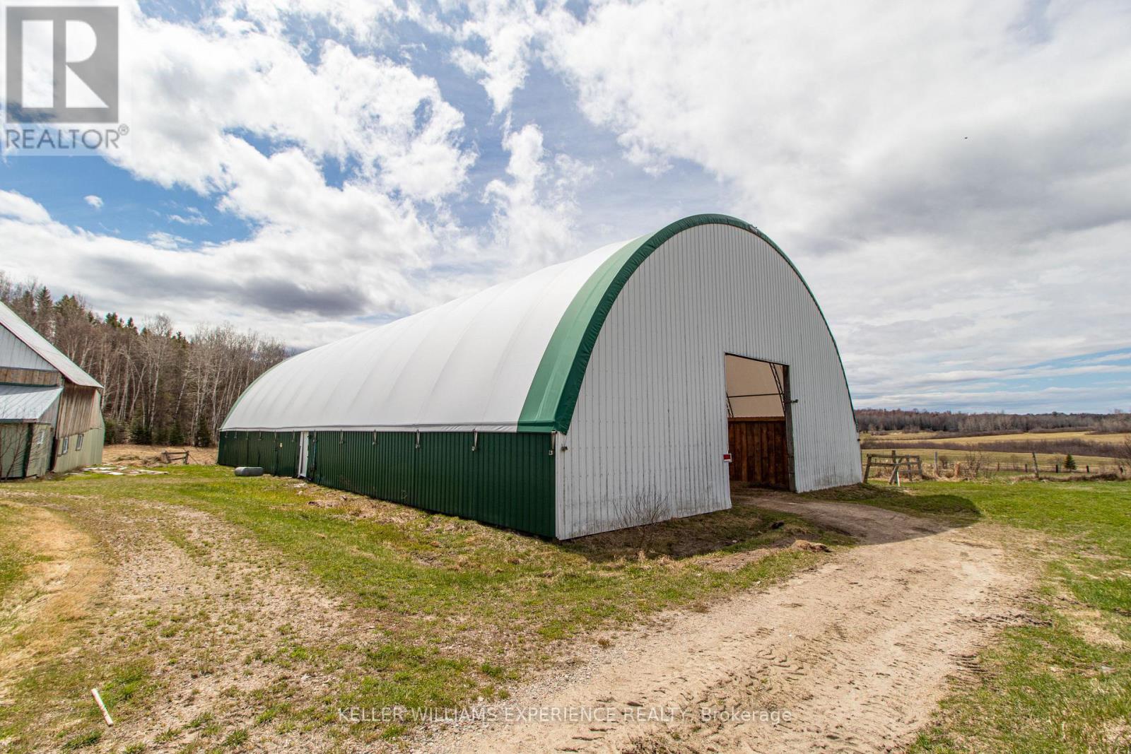 744 Trunk Road, Bonfield, Ontario  P0H 2E0 - Photo 11 - X13097974
