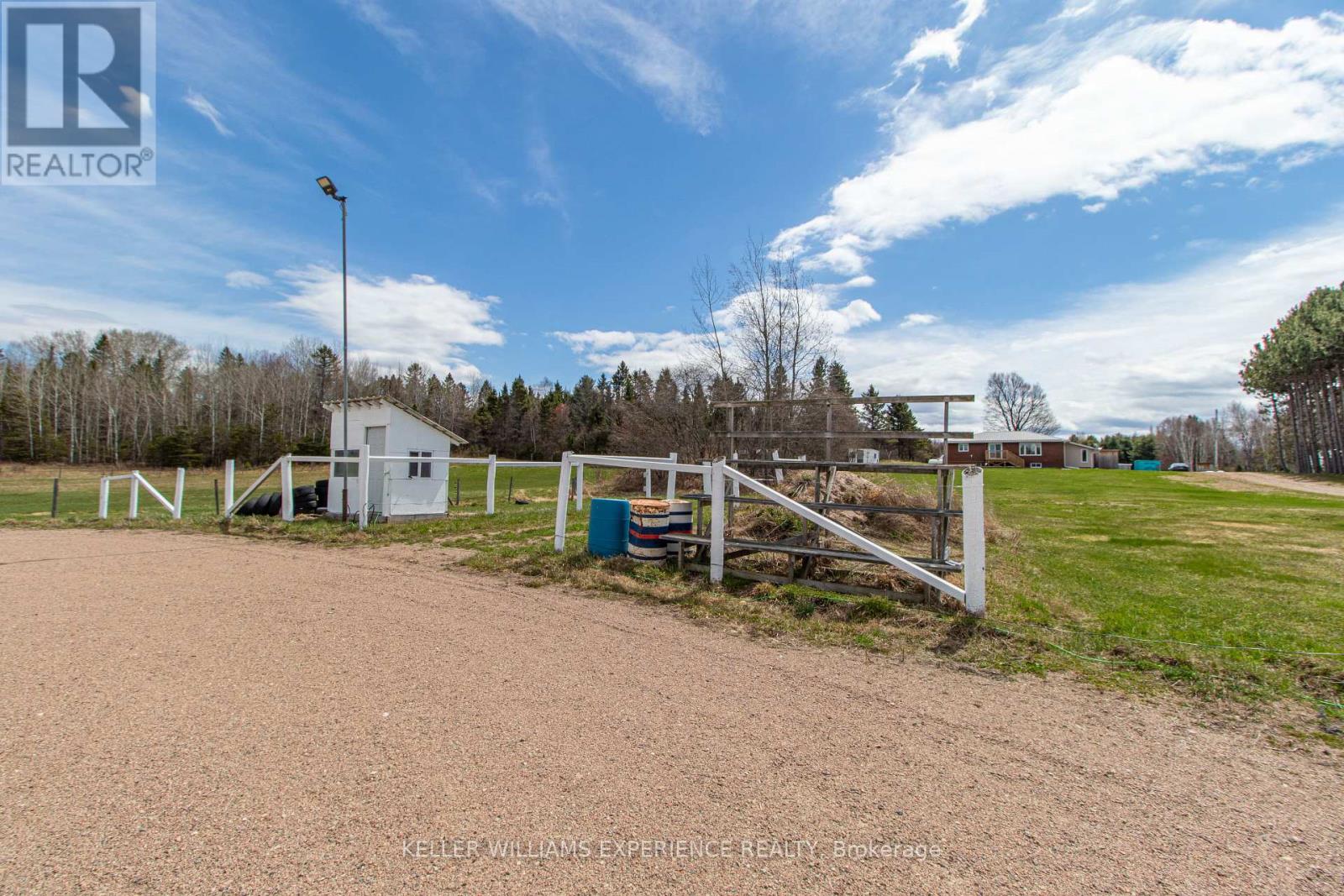 744 Trunk Road, Bonfield, Ontario  P0H 2E0 - Photo 23 - X13097974