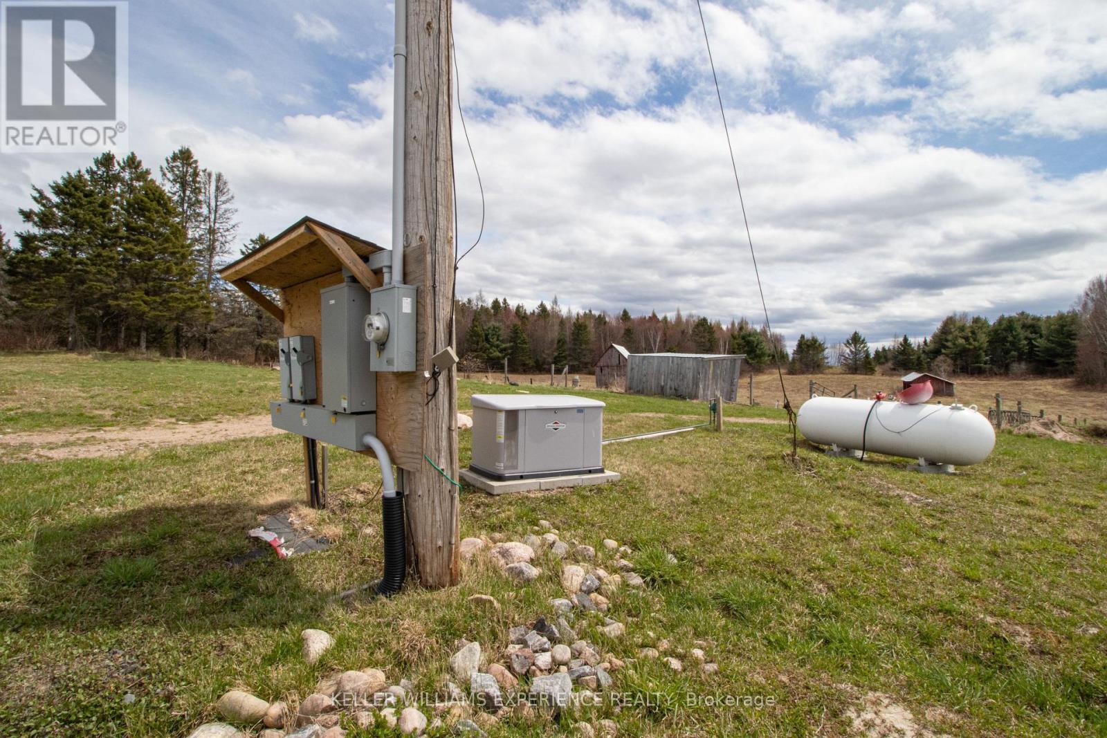 744 Trunk Road, Bonfield, Ontario  P0H 2E0 - Photo 36 - X13097974