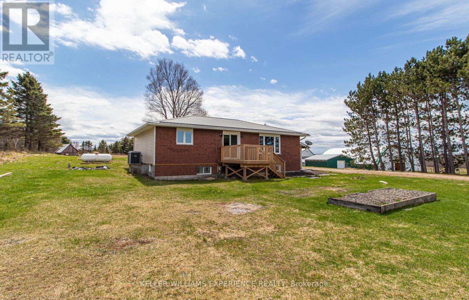 744 Trunk Road, Bonfield, Ontario  P0H 2E0 - Photo 37 - X13097974