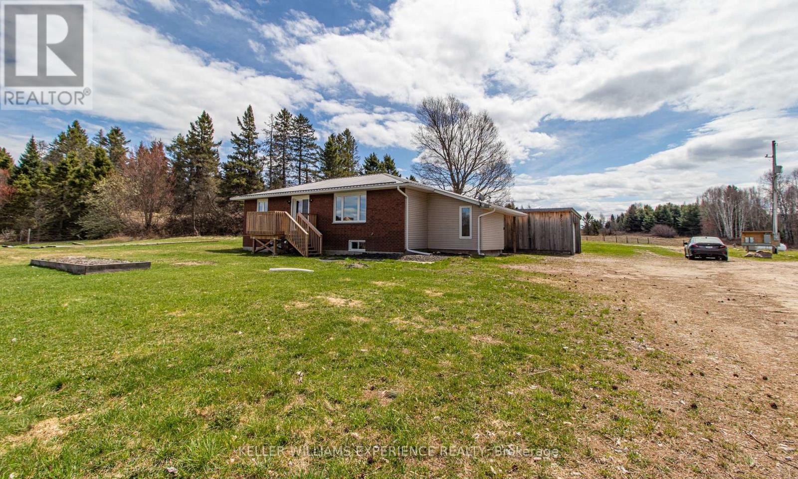 744 Trunk Road, Bonfield, Ontario  P0H 2E0 - Photo 5 - X13097974