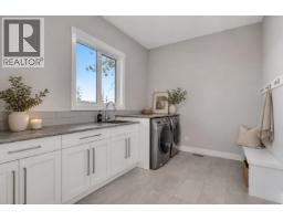 5624 Mountainside Drive, Kelowna, British Columbia  V1W 5L5 - Photo 18 - 10386576