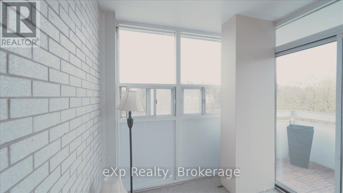 403 - 39 Stavebank Road N, Mississauga, Ontario  L5G 4N7 - Photo 25 - W13098200