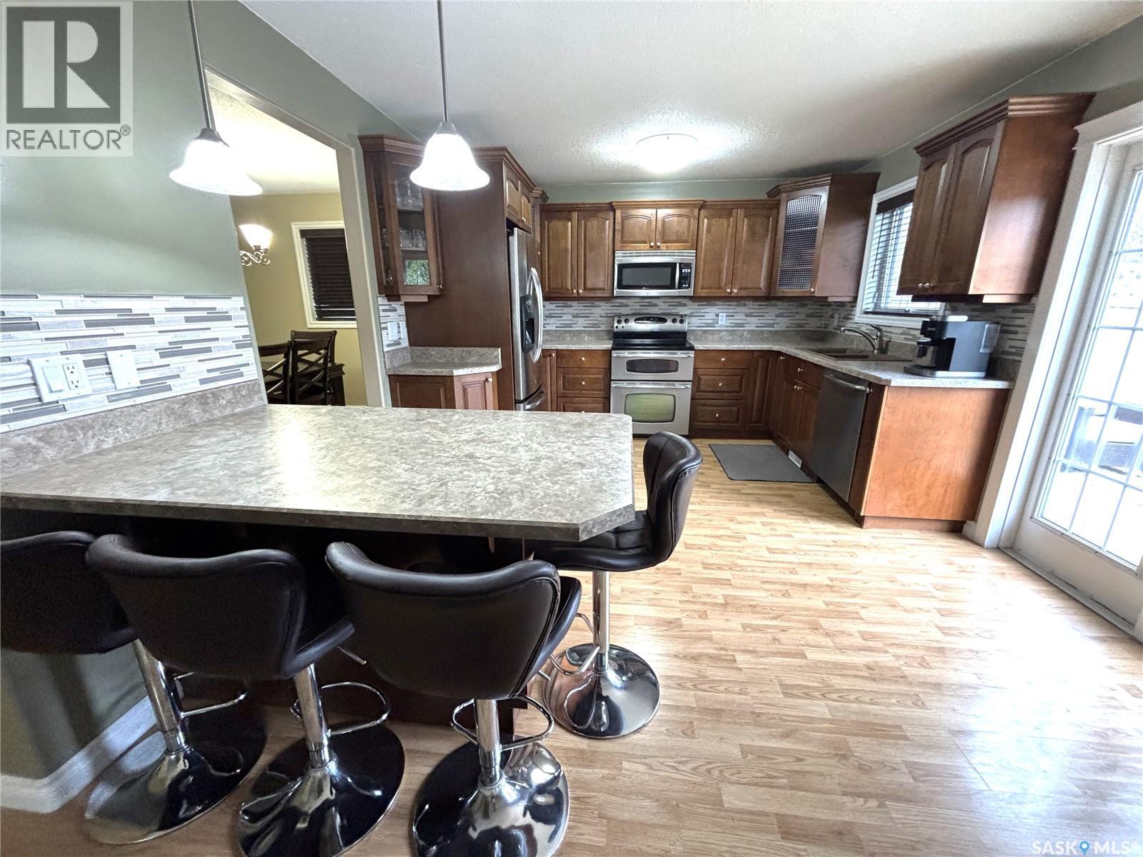 414 Perreault Lane, Saskatoon, Saskatchewan  S7K 6B6 - Photo 9 - SK035122