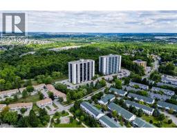 35 GREEN VALLEY Drive Unit# 1605, Kitchener, Ontario