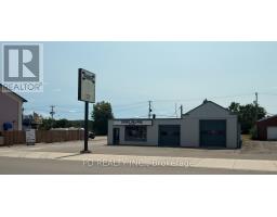 40 KING STREET E, Kawartha Lakes, Ontario