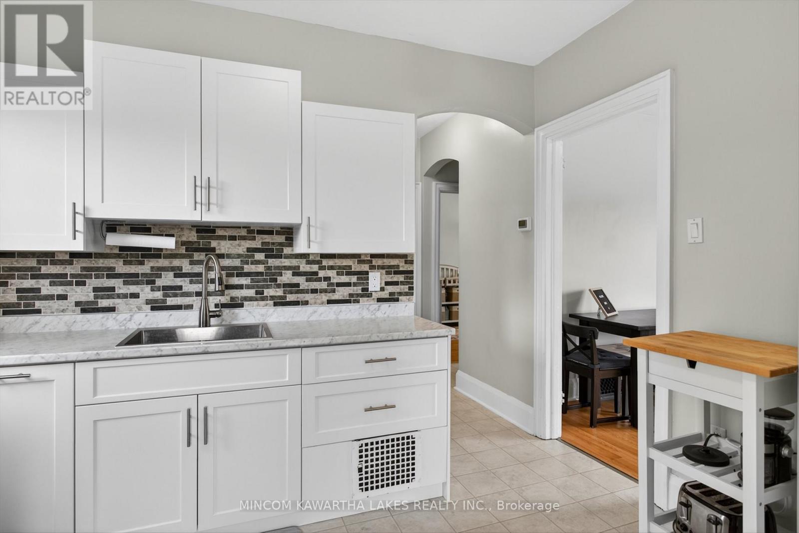 238 Mcfarlane Street, Peterborough, Ontario  K9H 1K3 - Photo 16 - X13098216