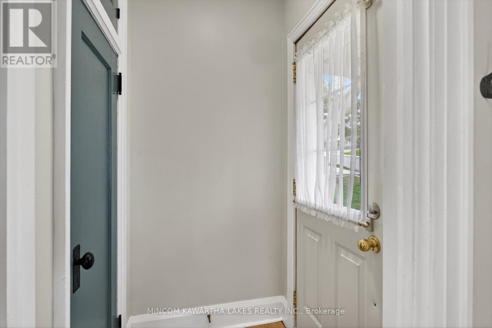 238 Mcfarlane Street, Peterborough, Ontario  K9H 1K3 - Photo 7 - X13098216
